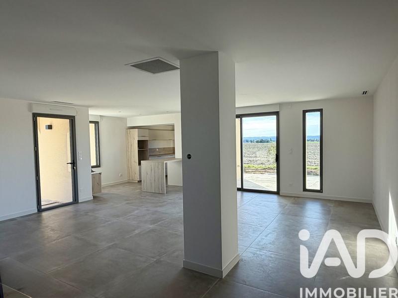 Maison - 198 m² - 5 pièces