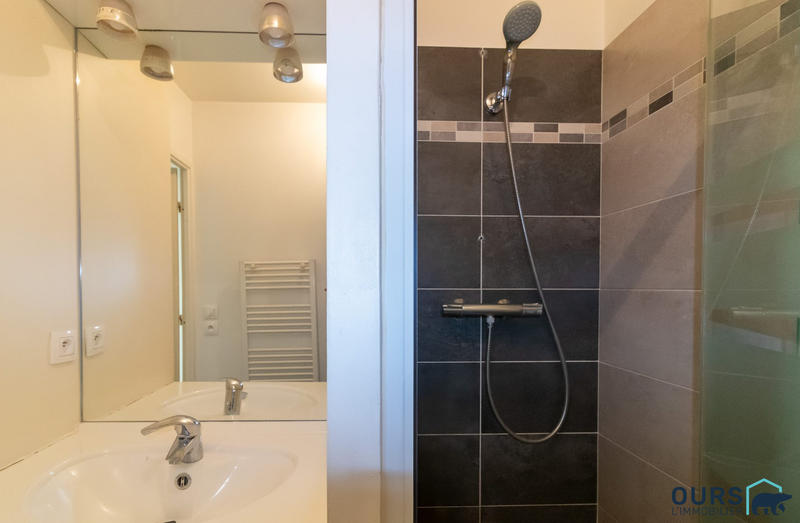 Appartement - 79 m² - 4 pièces