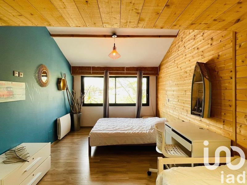 Maison - 400 m² - 12 pièces