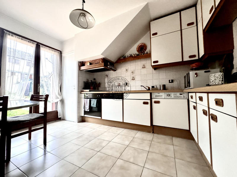 Maison - 205 m² - 6 pièces