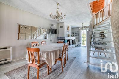 Maison - 187 m² - 8 pièces