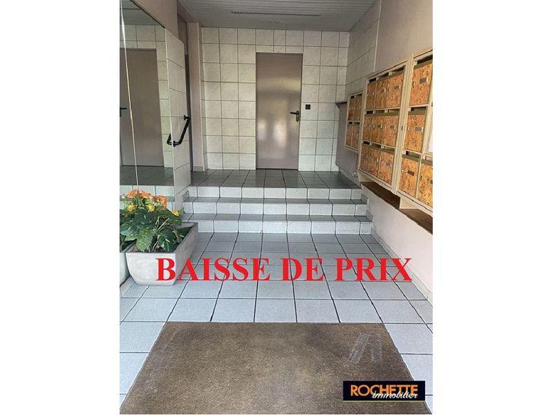 Appartement - 93 m² - 5 pièces