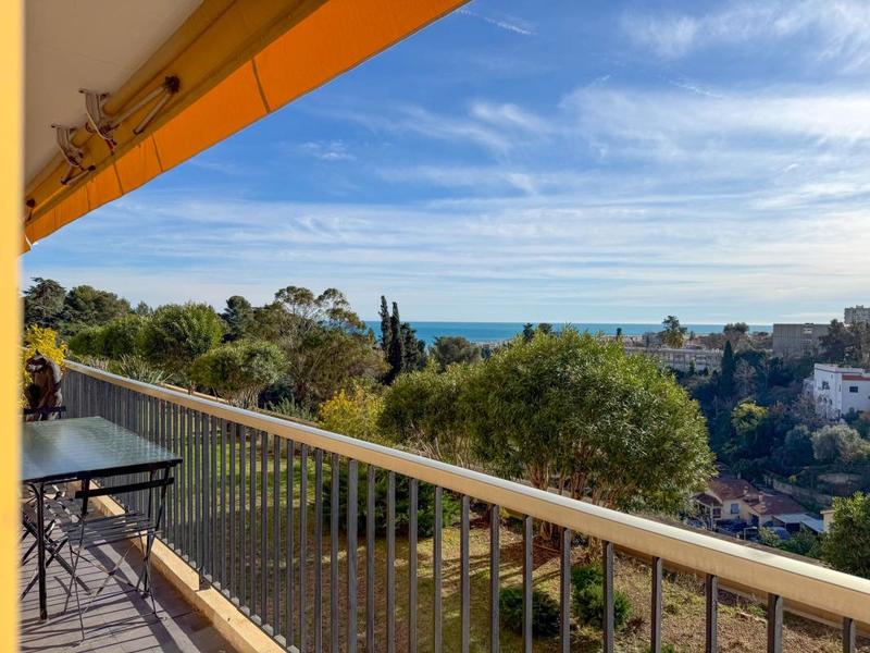 Appartement - 131 m² - 3 pièces