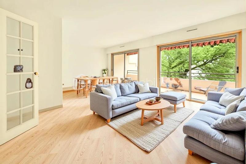 Appartement - 75 m² - 4 pièces