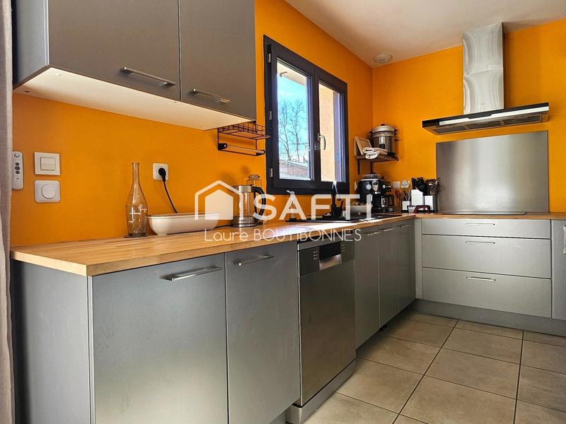 Maison - 90 m² - 4 pièces