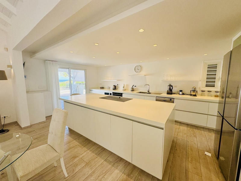 Villa - 250 m² - 5 pièces