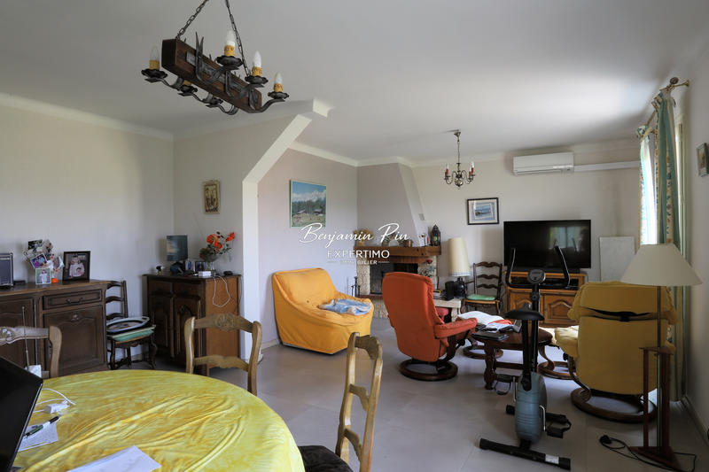 Villa - 161 m² - 6 pièces