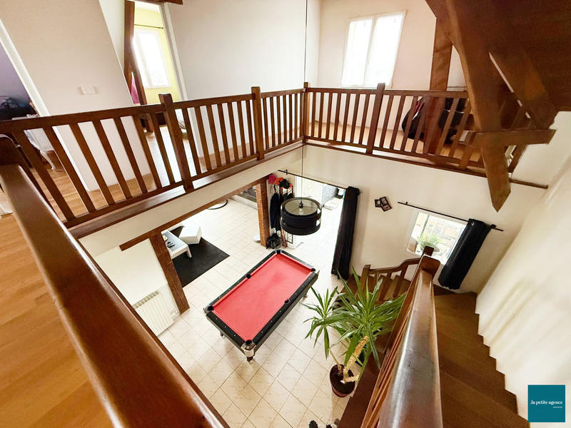 Maison - 170 m² - 7 pièces