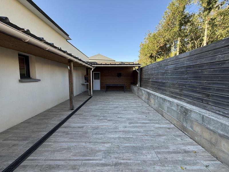 Maison contemporaine - 143 m² - 6 pièces