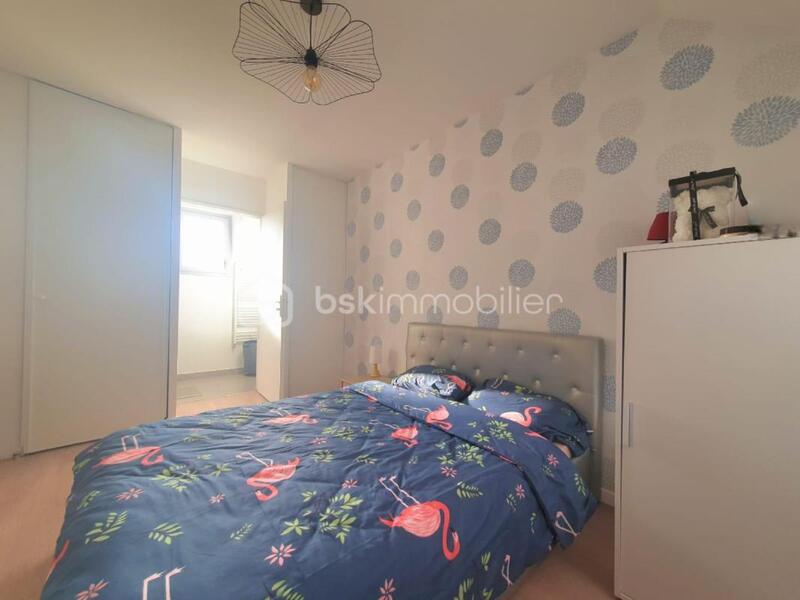 Maison traditionnelle - 98 m² - 5 pièces