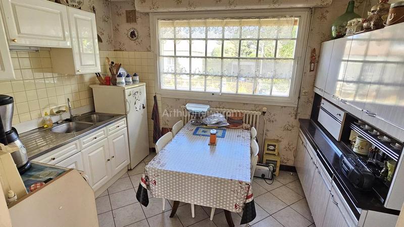 Maison - 94 m² - 5 pièces