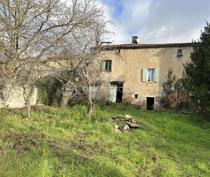 Maison en pierre - 100 m² - 4 pièces