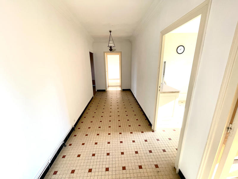 Appartement - 80 m² - 3 pièces