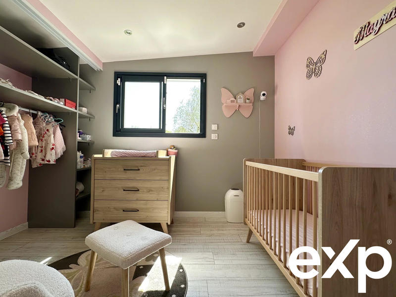 Villa - 187 m² - 13 pièces