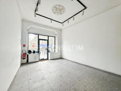 Local commercial - 84 m²