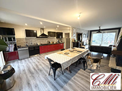 Maison - 100 m² - 5 pièces