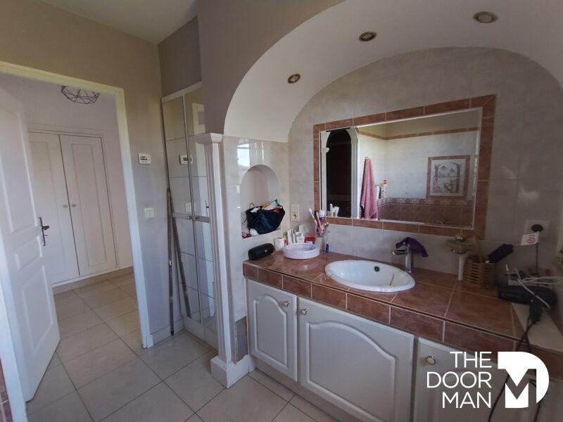 Maison - 117 m² - 5 pièces