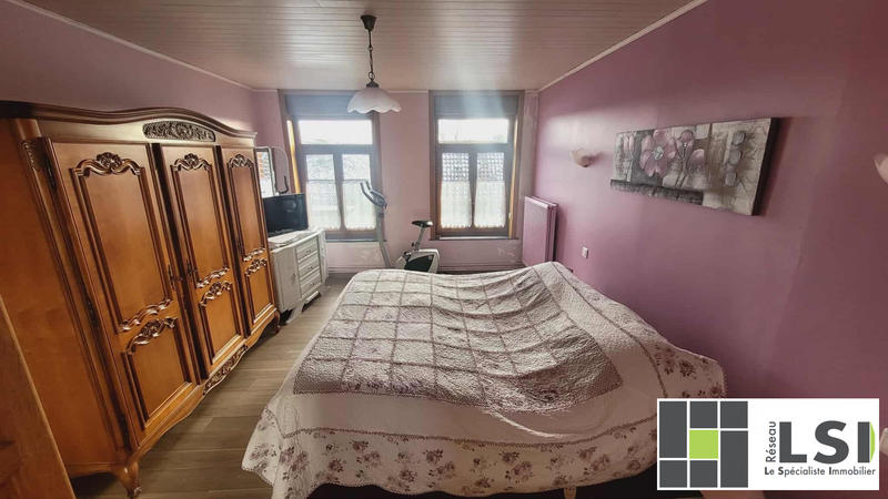 Maison - 141 m² - 9 pièces