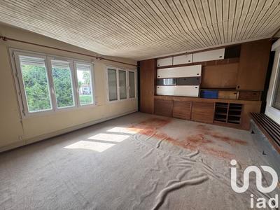 Maison - 162 m² - 8 pièces