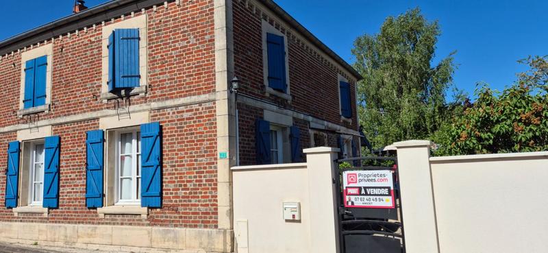 Maison - 161 m² - 7 pièces