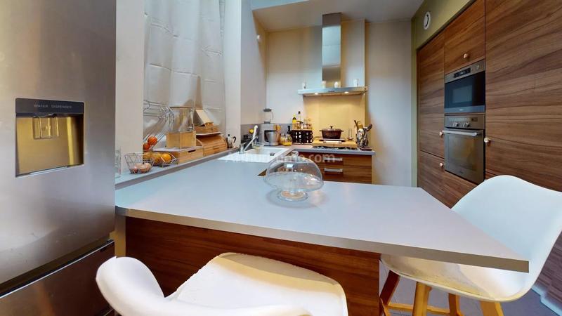 Appartement - 129 m² - 5 pièces