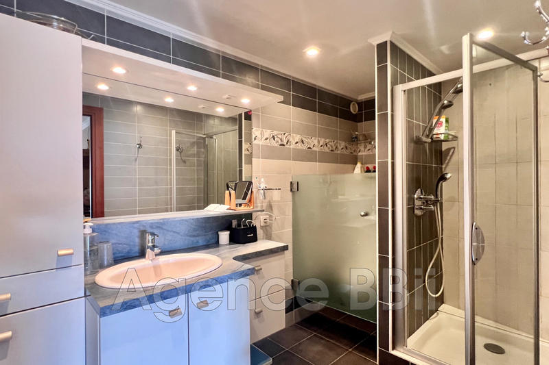 Appartement - 61 m² - 2 pièces