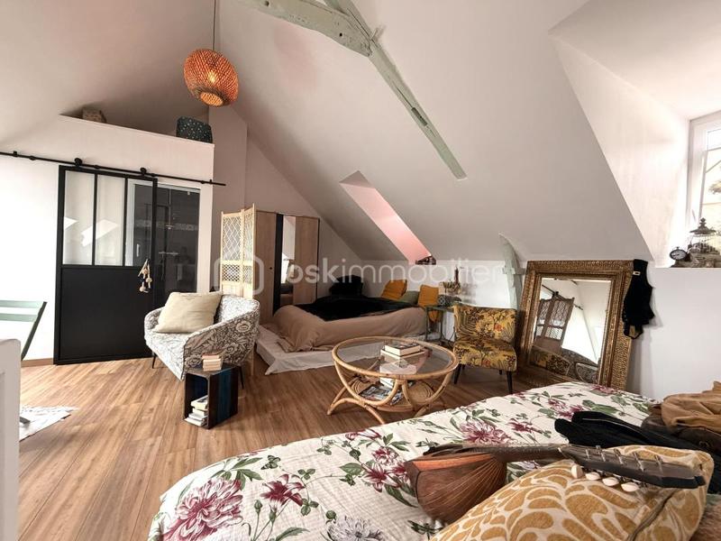 Immeuble - 98 m² - 2 pièces