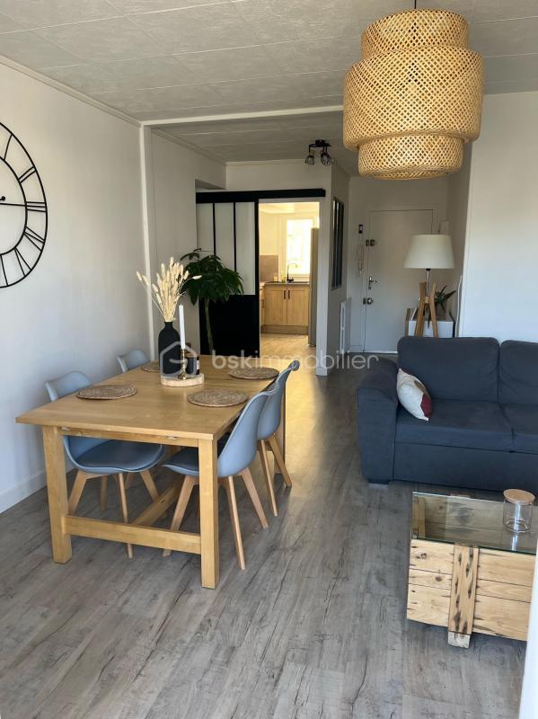 Appartement - 60 m² - 3 pièces