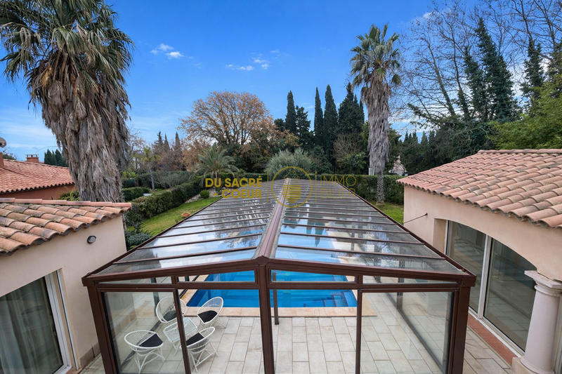 Villa - 183 m² - 5 pièces