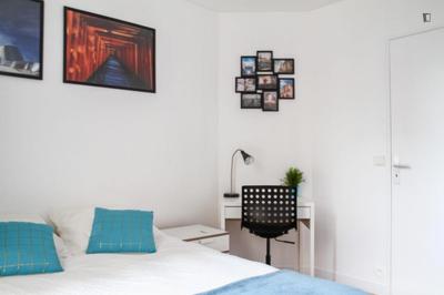 Chambre - 10 m² - 6 pièces