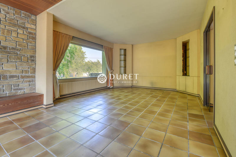 Villa - 236 m² - 8 pièces