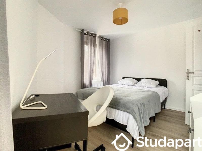 Chambre - 12 m² - 1 pièce