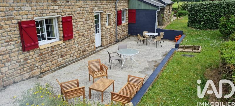 Maison - 308 m² - 16 pièces