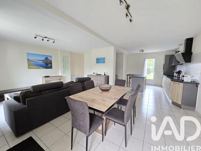 Maison - 94 m² - 4 pièces