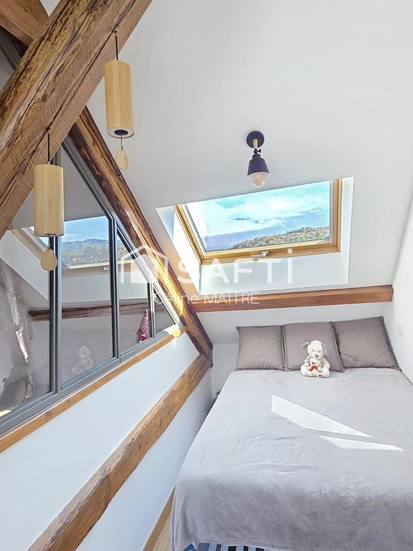 Duplex - 77 m² - 4 pièces