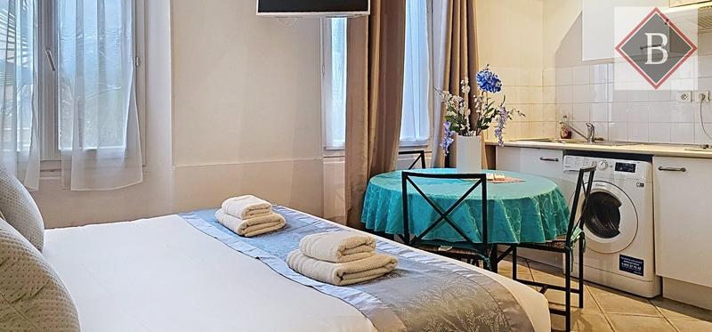 Appartement - 189 m² - 7 pièces