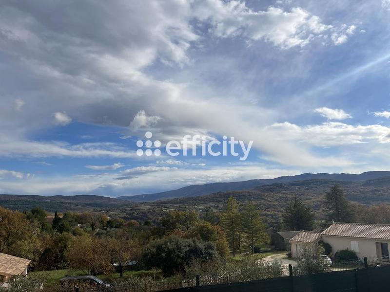 Villa - 90 m² - 4 pièces