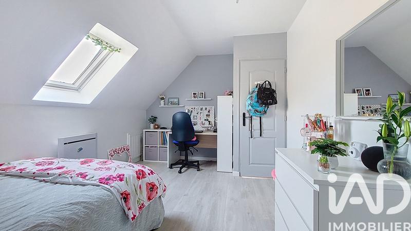 Maison - 122 m² - 8 pièces