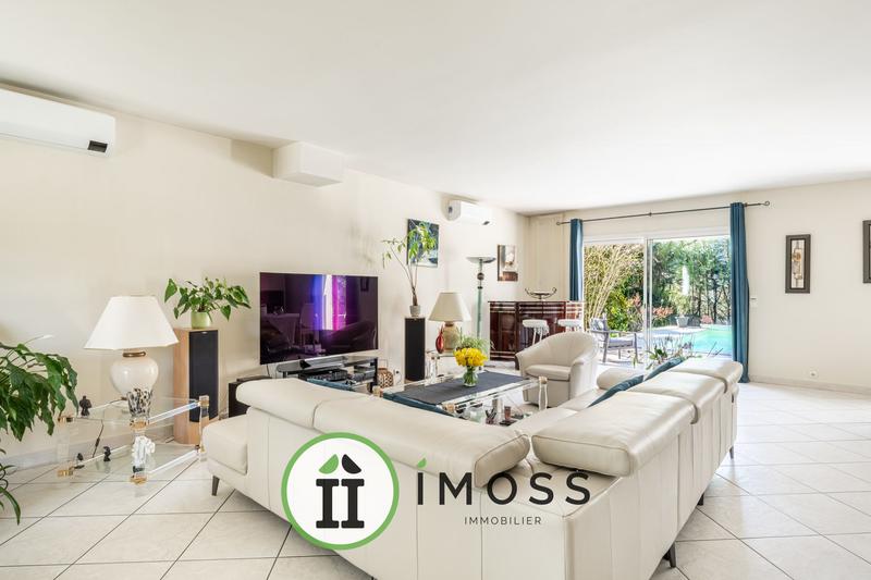 Maison contemporaine - 197 m² - 5 pièces