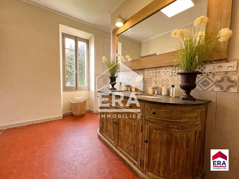 Maison - 196 m² - 5 pièces