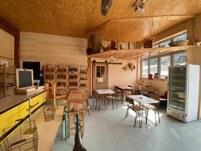 Local d'activité / Entrepôt - 130 m² - 4 pièces