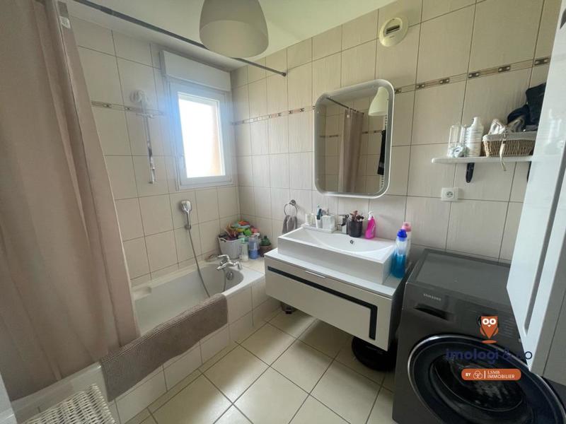 Appartement - 70 m² - 3 pièces