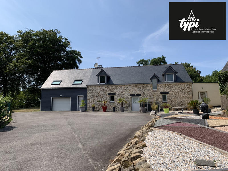 Maison - 180 m² - 7 pièces