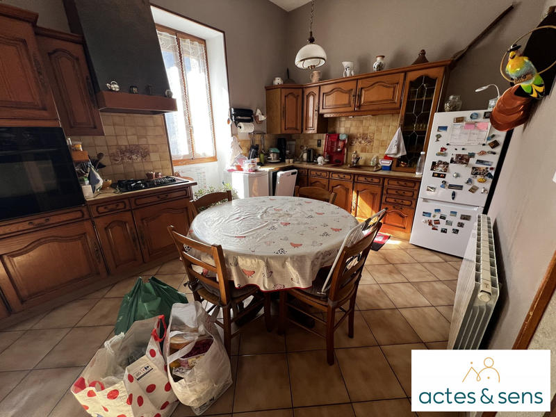 Maison ancienne - 147 m² - 6 pièces