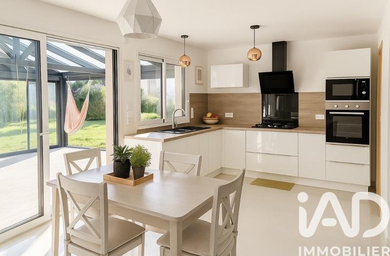 Maison - 142 m² - 6 pièces