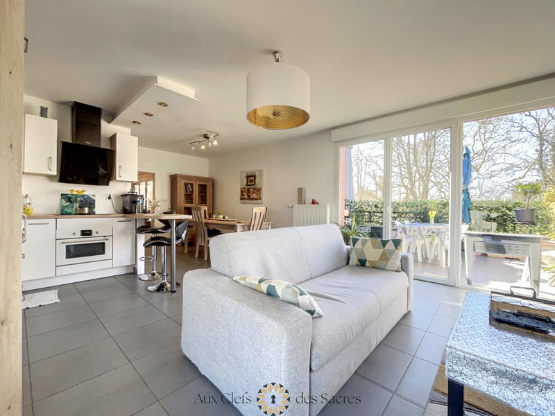 Appartement - 94 m² - 5 pièces