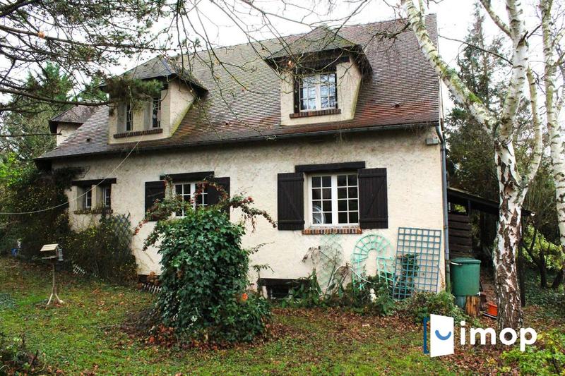 Maison - 200 m² - 8 pièces