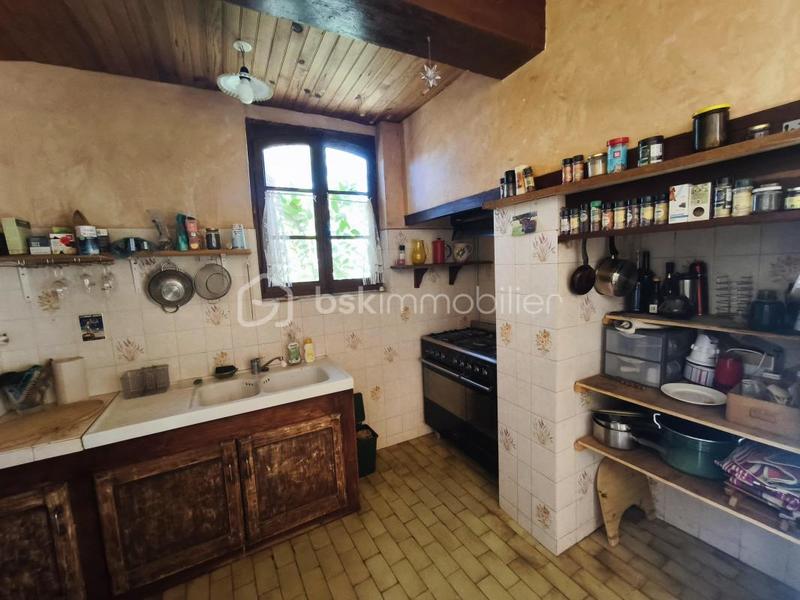 Propriété - 112 m² - 6 pièces