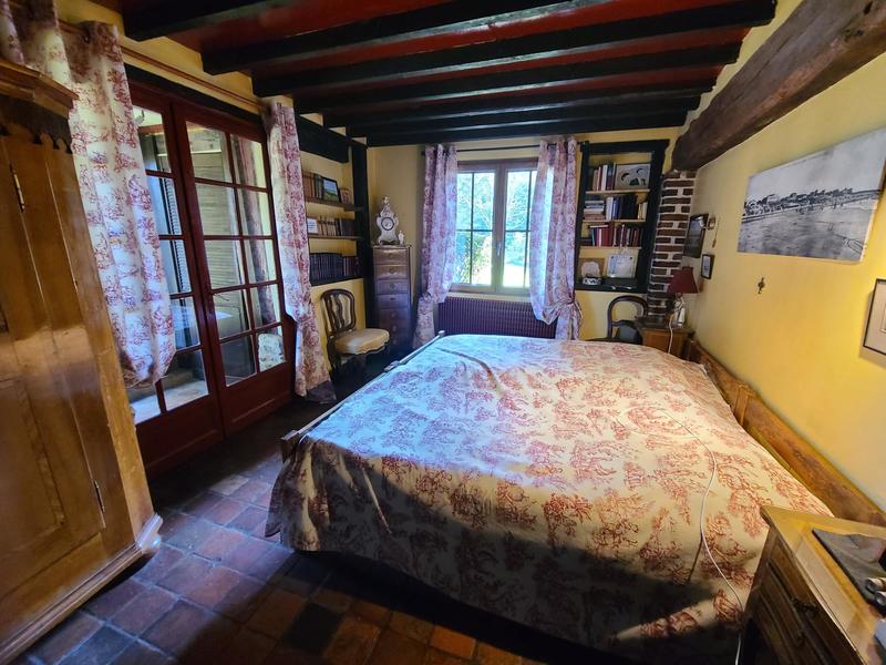 Propriété - 292 m² - 14 pièces