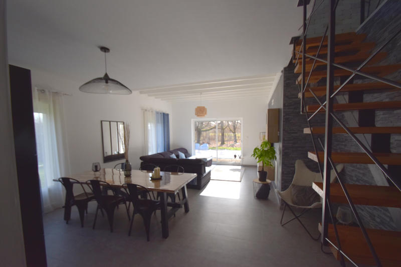 Maison - 175 m² - 6 pièces